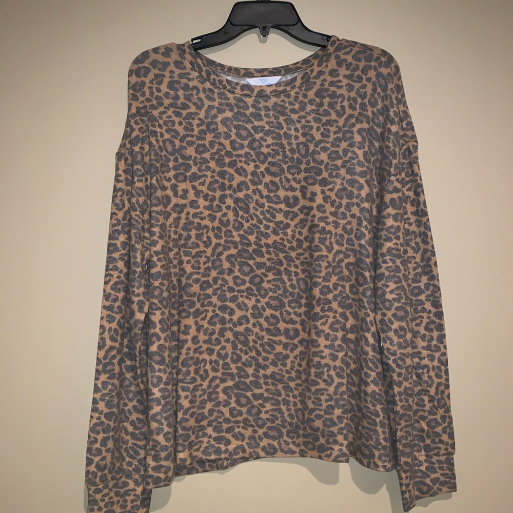 Women’s sweatshirt
